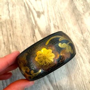 Vintage Bangle Bracelet